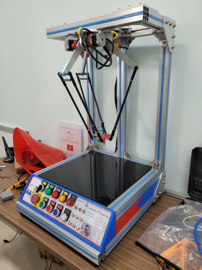 THIẾT KẾ VÀ CHẾ TẠO ROBOT DELTA